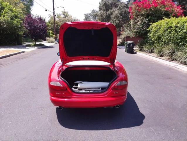 2000 Jaguar XK8 XK8