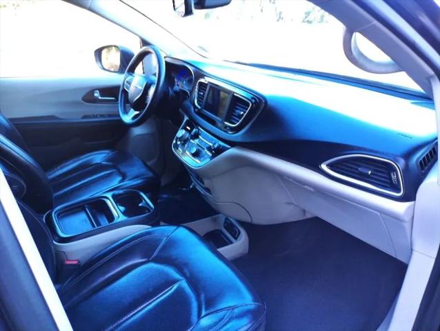 2020 Chrysler Voyager LXI