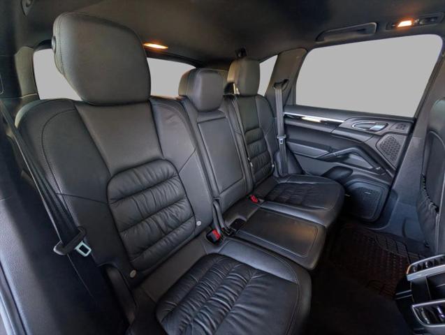 2014 Porsche Cayenne Base
