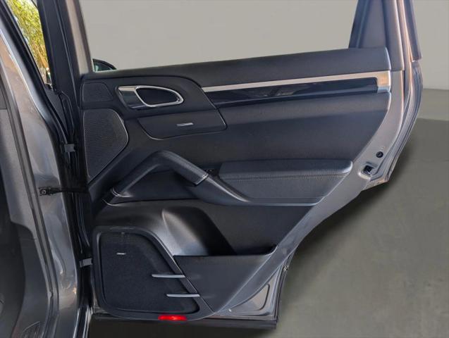 2014 Porsche Cayenne Base
