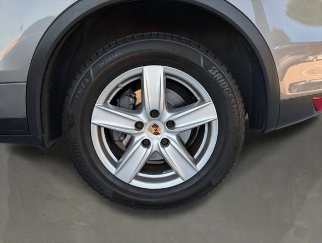 2014 Porsche Cayenne Base