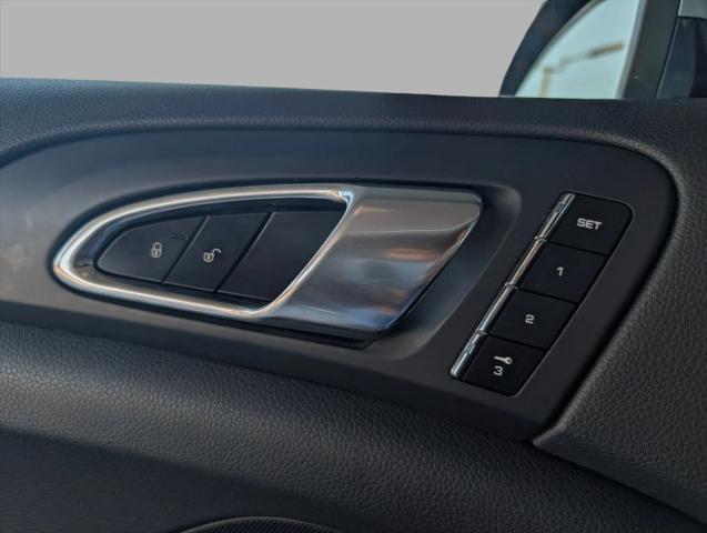 2014 Porsche Cayenne Base