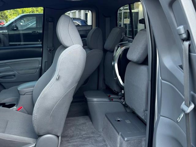 2011 Toyota Tacoma Base V6