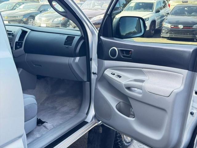 2011 Toyota Tacoma Base V6