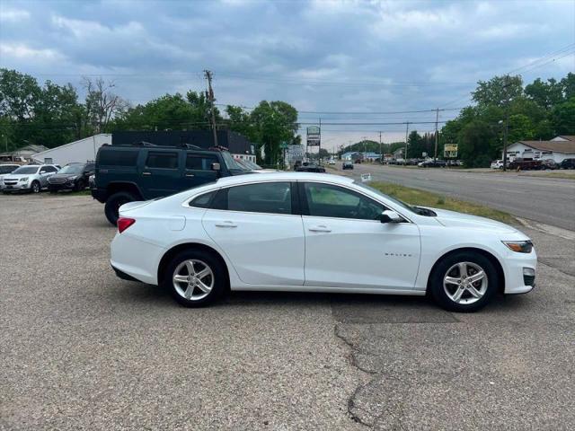 2021 Chevrolet Malibu FWD 1FL