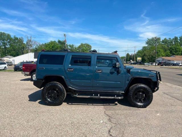 2004 HUMMER H2 Base