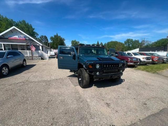 2004 HUMMER H2 Base