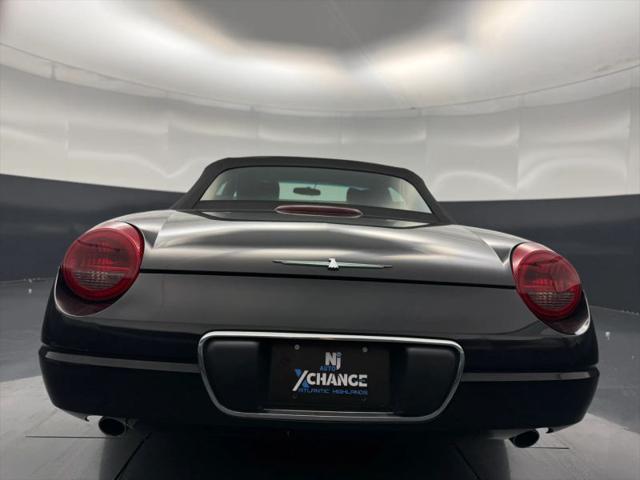 2002 Ford Thunderbird Base