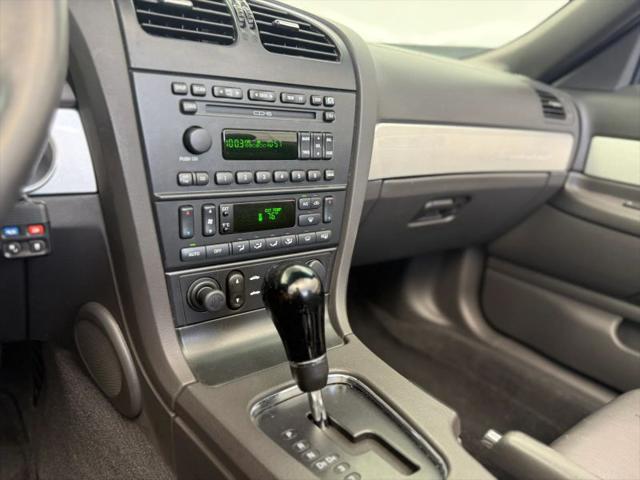 2002 Ford Thunderbird Base