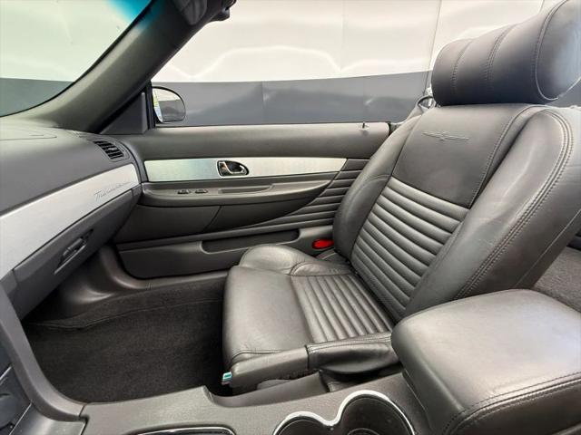 2002 Ford Thunderbird Base