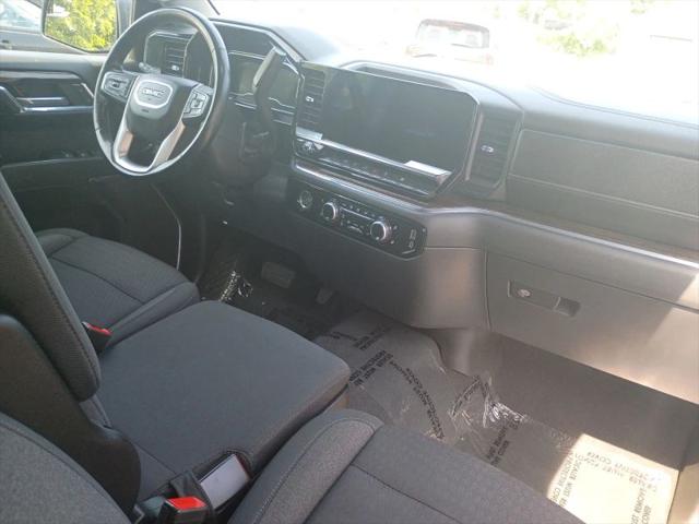 2023 GMC Sierra 1500 4WD Crew Cab Short Box Elevation with 3SB