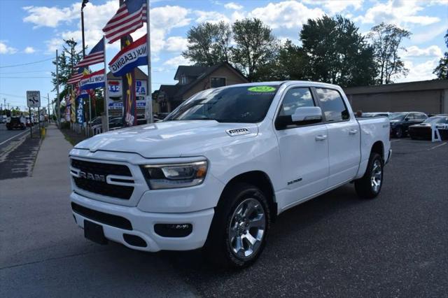2022 Ram 1500 Big Horn Crew Cab 4x4 5'7" Box