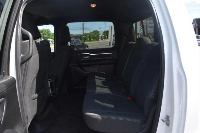 2022 Ram 1500 Big Horn Crew Cab 4x4 5'7" Box