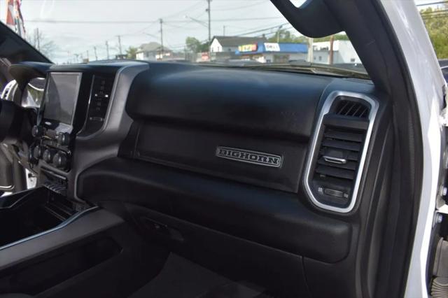 2022 Ram 1500 Big Horn Crew Cab 4x4 5'7" Box