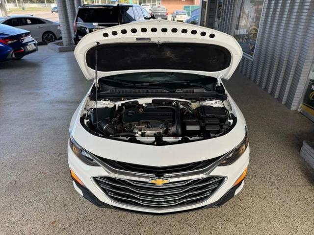 2020 Chevrolet Malibu FWD 1FL