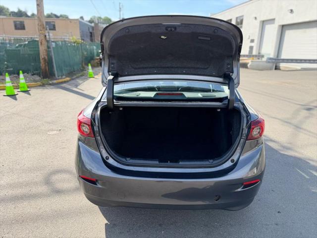 2016 Mazda Mazda3 i Grand Touring