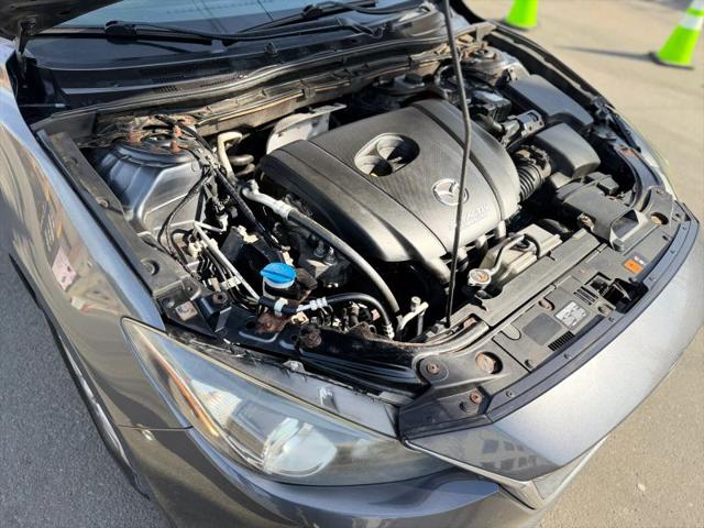 2016 Mazda Mazda3 i Grand Touring