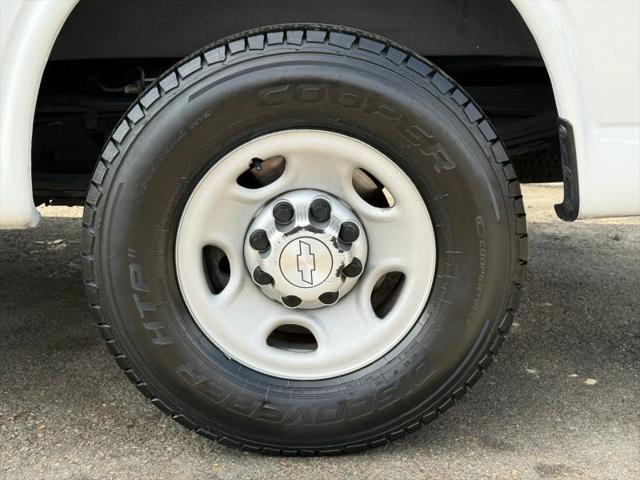 2020 Chevrolet Express Cargo Van RWD 2500 Extended Wheelbase WT