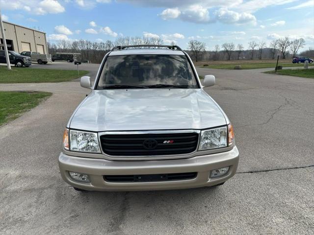 1999 Toyota Land Cruiser Base