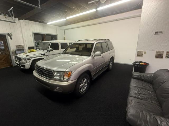 1999 Toyota Land Cruiser Base