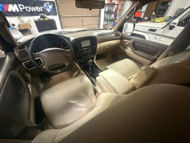1999 Toyota Land Cruiser Base