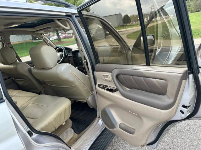 1999 Toyota Land Cruiser Base