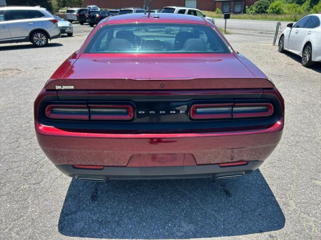 2018 Dodge Challenger SXT