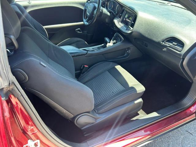 2018 Dodge Challenger SXT