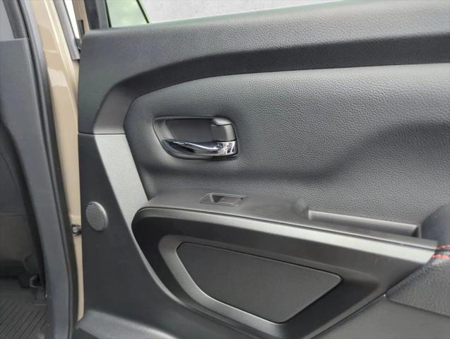 2023 Nissan Titan Crew Cab PRO-4X 4x4