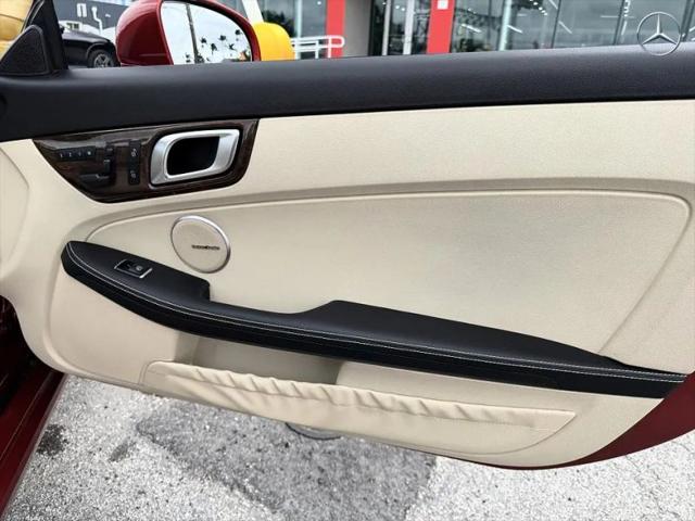 2016 Mercedes-Benz SLK SLK 300 300