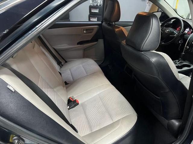 2015 Toyota Camry SE