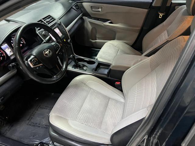 2015 Toyota Camry SE