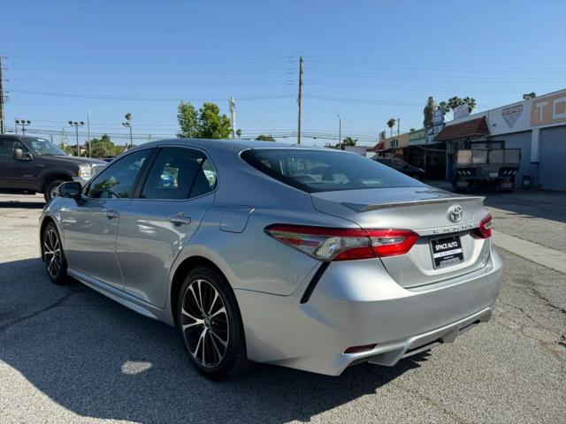 2018 Toyota Camry SE
