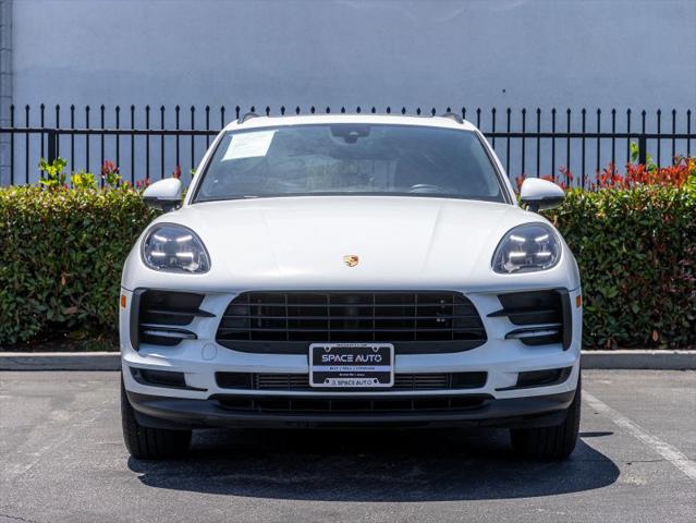 2021 Porsche Macan Base