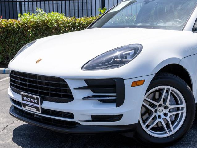 2021 Porsche Macan Base