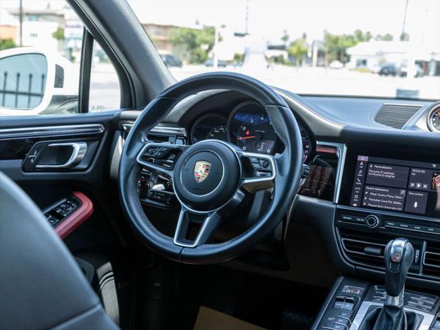 2021 Porsche Macan Base