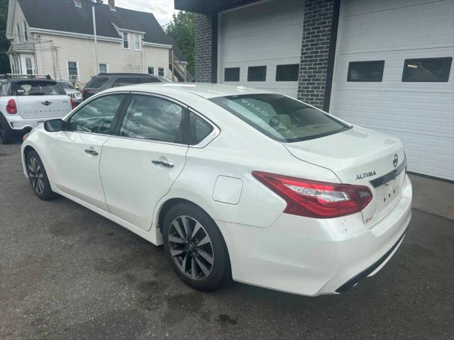 2017 Nissan Altima 2.5 SV