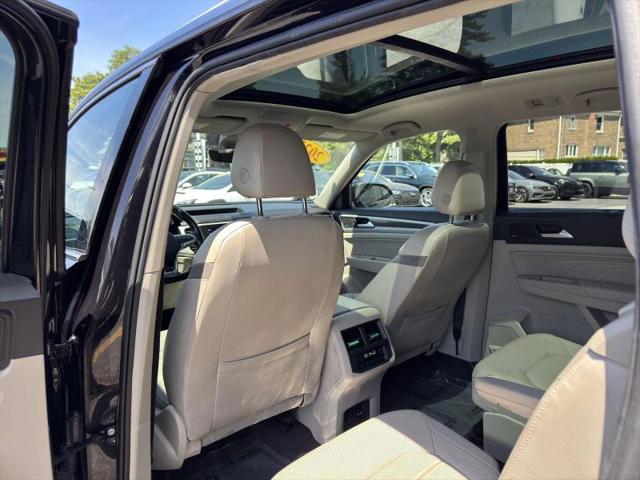 2022 Volkswagen Atlas 3.6L V6 SEL Premium R-Line
