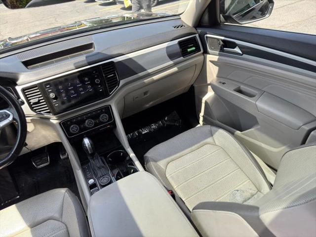 2022 Volkswagen Atlas 3.6L V6 SEL Premium R-Line