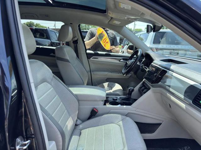 2022 Volkswagen Atlas 3.6L V6 SEL Premium R-Line