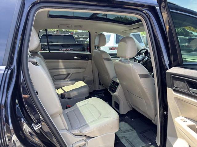 2022 Volkswagen Atlas 3.6L V6 SEL Premium R-Line