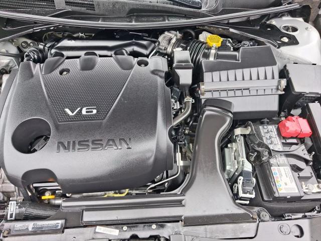 2022 Nissan Maxima SV Xtronic CVT
