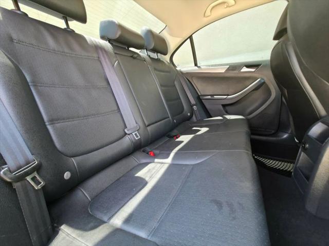 2015 Volkswagen Jetta 1.8T SE