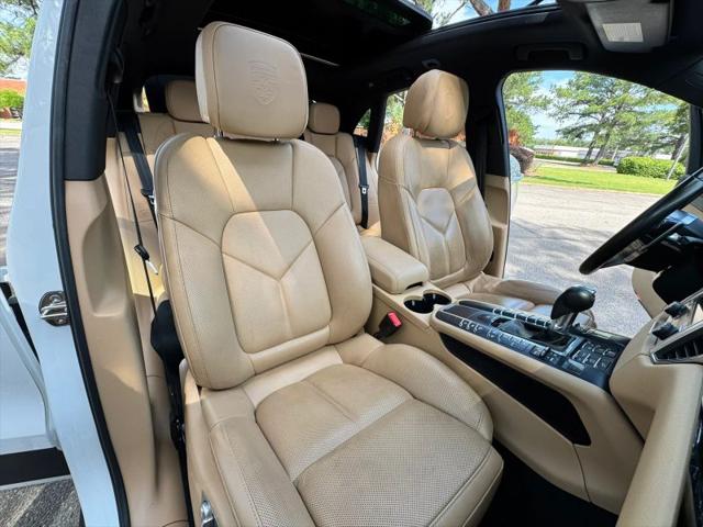 2017 Porsche Macan S