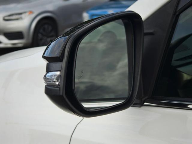2018 Toyota RAV4 SE