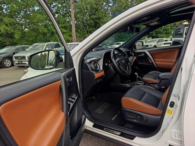 2018 Toyota RAV4 SE