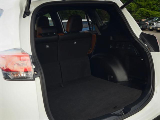 2018 Toyota RAV4 SE