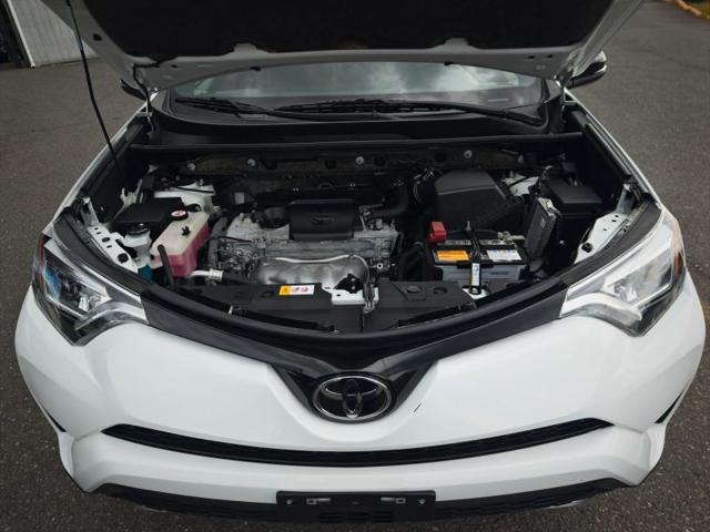 2018 Toyota RAV4 SE