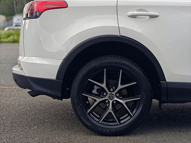 2018 Toyota RAV4 SE