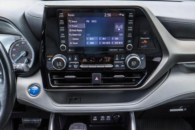 2022 Toyota Highlander Hybrid XLE